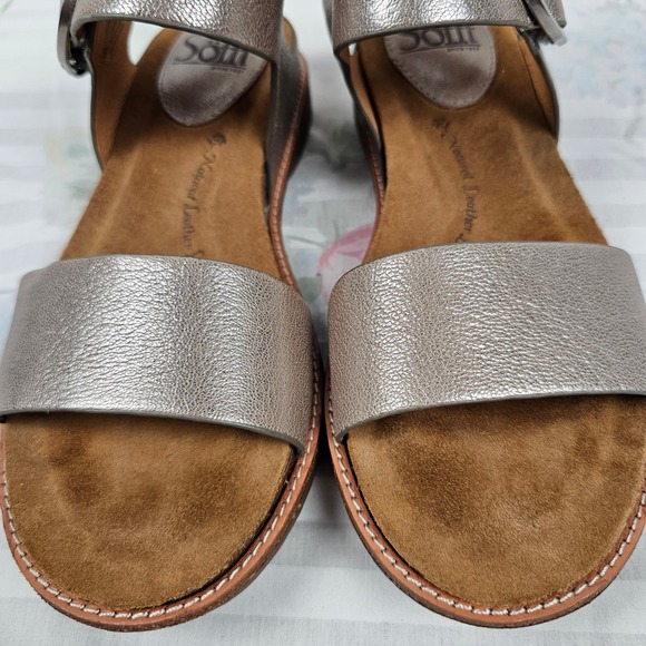 Sofft Womens Sandals Size 6 Metallic Buckle Ankle Strap Leather Comfort - Picture 14 of 16